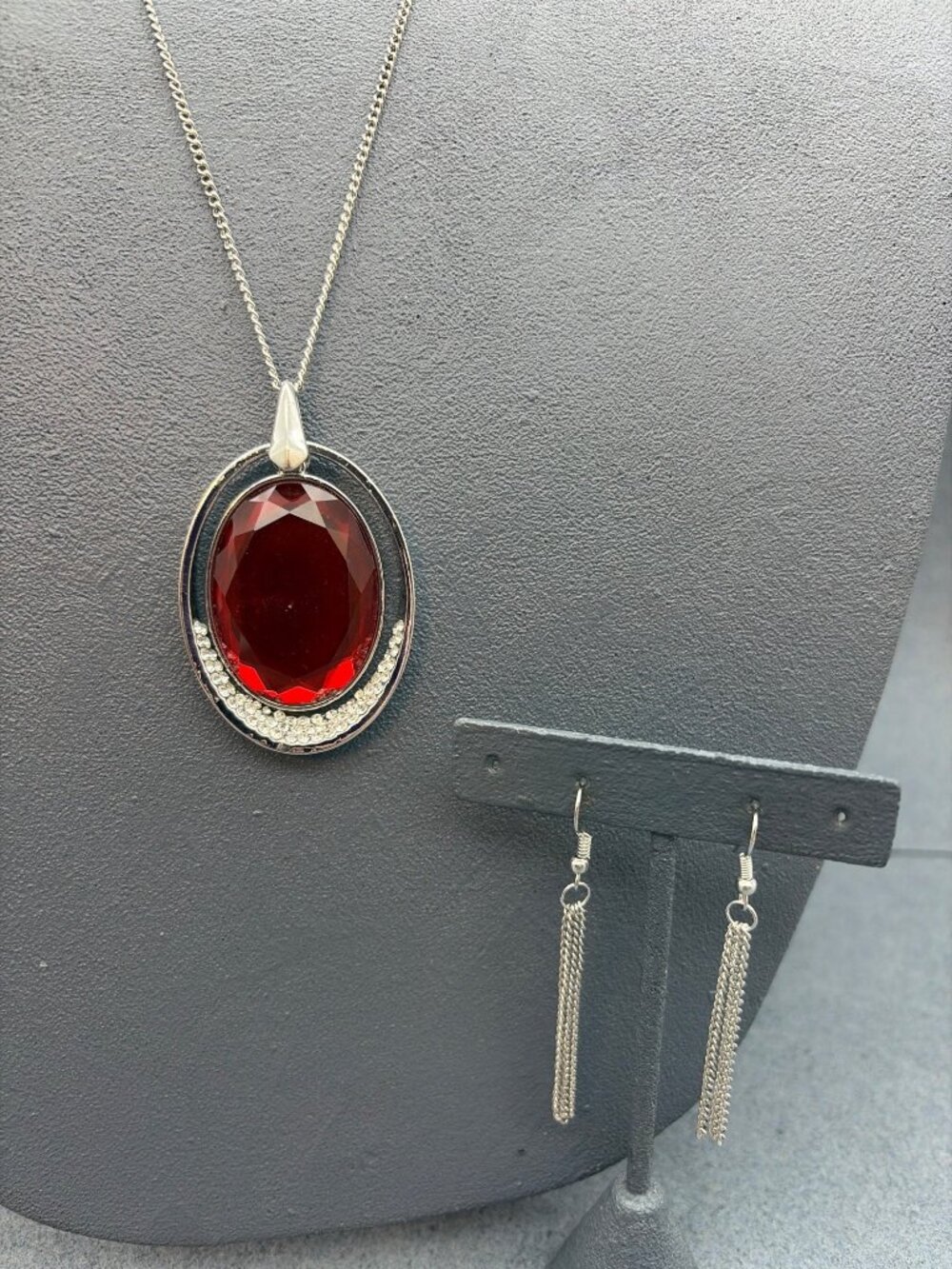 Pendant Necklace Tassel Earrings Set 38 In Silver Chain Red Oval Rhinestone